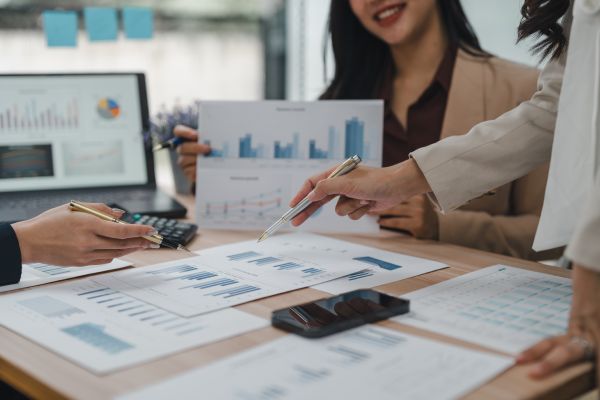 The Independent Agent’s Guide to Navigating Insurance Market Shifts